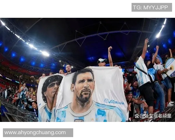 足球球星赛场上帅气庆祝瞬间集锦展现魅力与风采